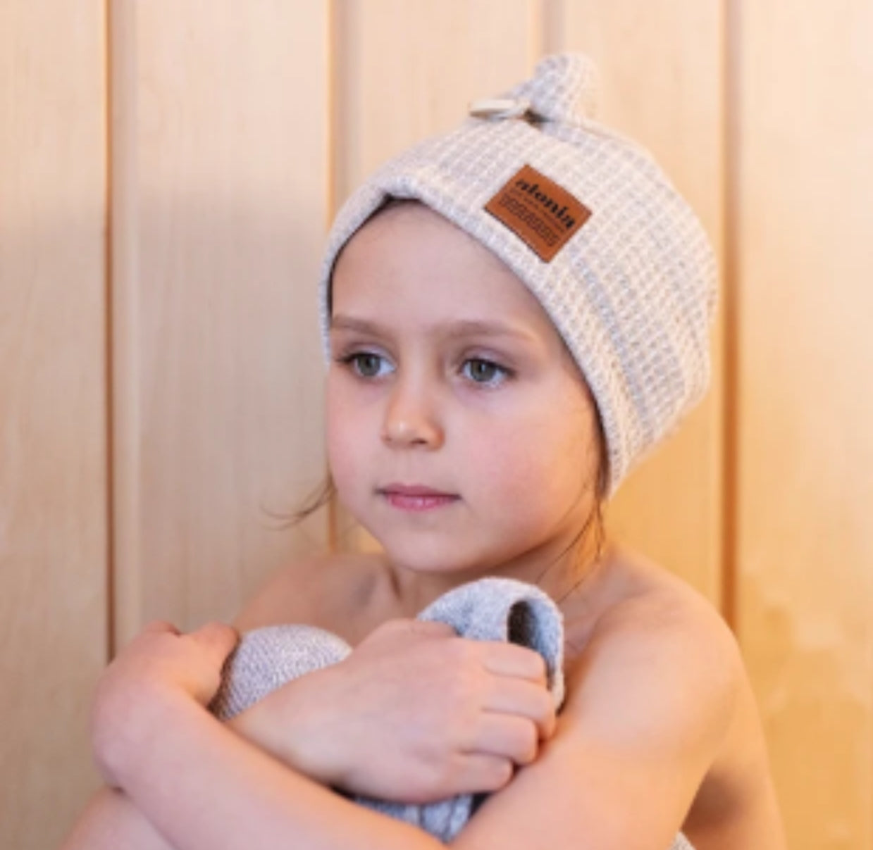 Alonia Pellava Hiusturbaani – luonnollista hemmottelua hiuksille