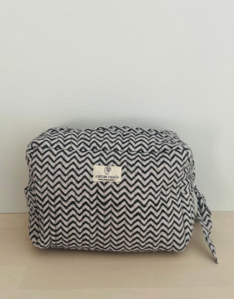 Cotton Castle - Käsintehty toilettilaukku