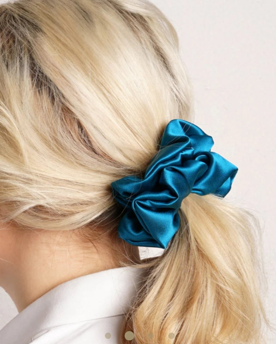 Upcycle with Jing – Silkkidonitsi Sininen