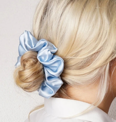 Upcycle with Jing – Silkkidonitsi Vaalean sininen